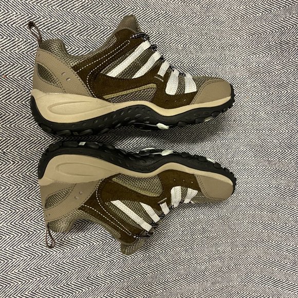 MERRELL - Payette Waterproof Ankle Hiking Boots - Picture 4 of 6